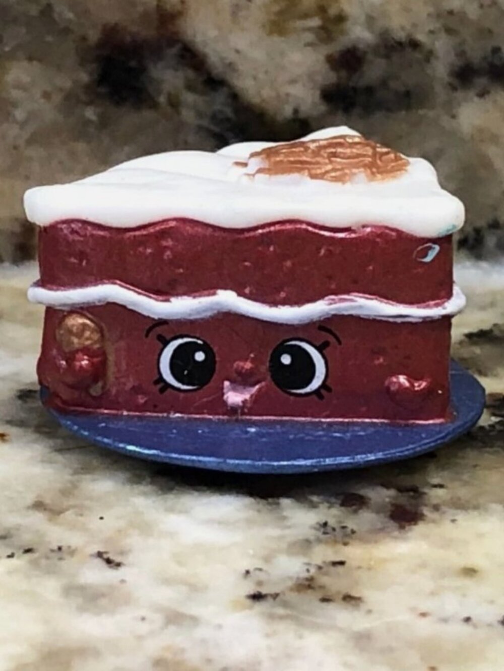 ULTRA RARE Season 6- Bakery Cara Carrot Cake Shopkins